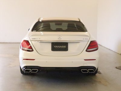 MERCEDES-BENZ E-CLASS - 3