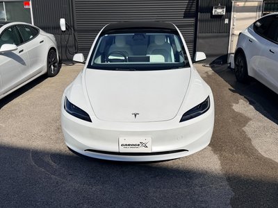 TESLA MODEL 3 - 4
