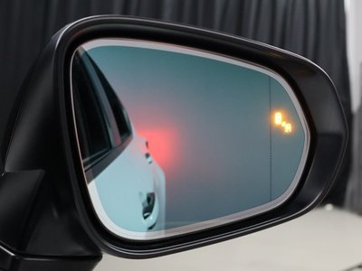 صورة مصغرة 23 لـ 2023 Lexus NX