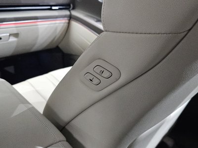 صورة مصغرة 33 لـ 2022 Genesis GV80