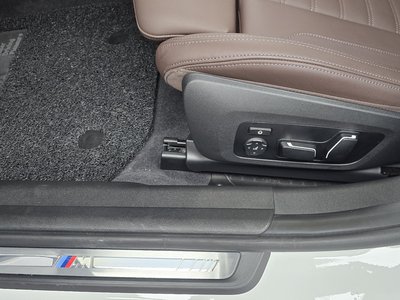 2025 BMW 3 SERIES 缩略图 31