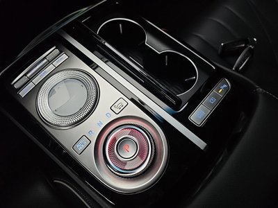 GENESIS G80 (RG3) - 9