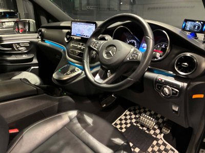 صورة 10 لـ 2021 Mercedes-BENZ V-CLASS
