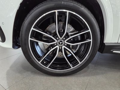 صورة 9 لـ 2025 Mercedes-BENZ GLS