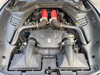 FERRARI CALIFORNIA - 9