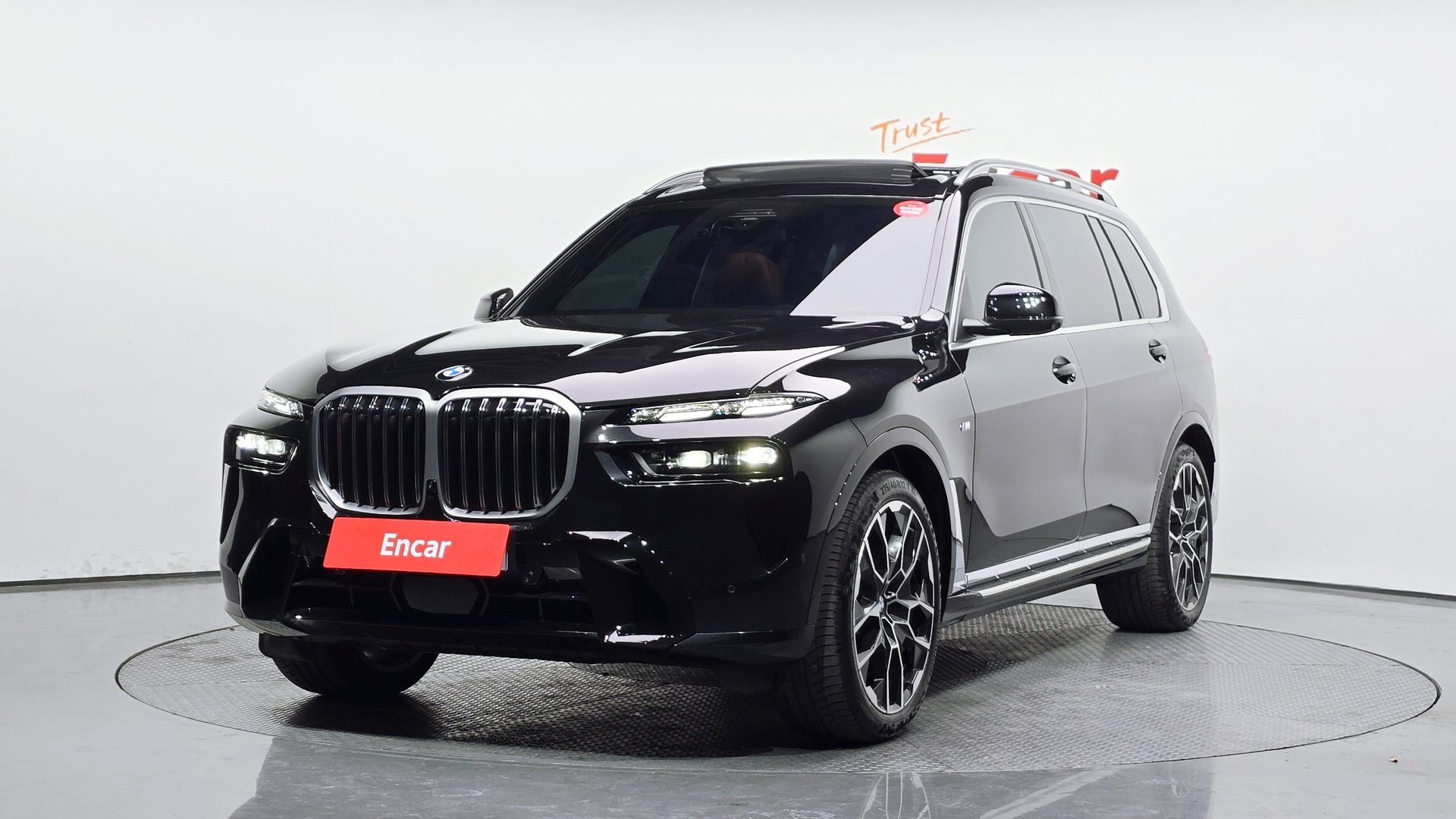 BMW X7 - View 1
