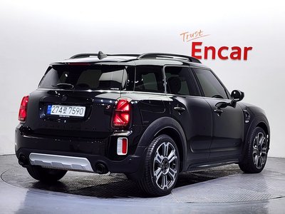 MINI COUNTRYMAN - 4