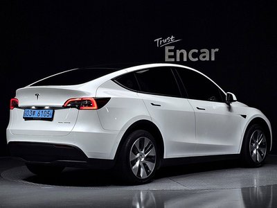 صورة 2 لـ 2022 Tesla MODEL Y