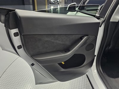 2022 Tesla MODEL Y — миниатюра 15