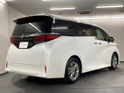 TOYOTA ALPHARD - 2