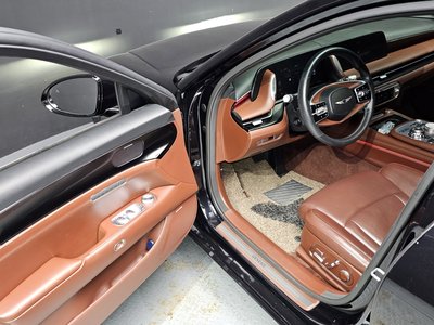 صورة 10 لـ 2022 Genesis G90 (RS4)