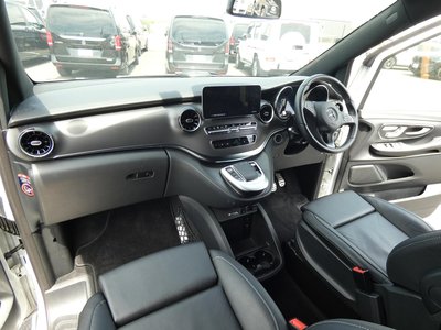 صورة 6 لـ 2023 Mercedes-BENZ V-CLASS