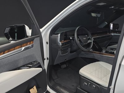 CADILLAC ESCALADE - 10