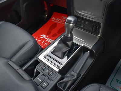صورة مصغرة 40 لـ 2021 Toyota LAND CRUISER PRADO
