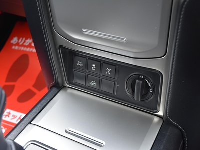 صورة مصغرة 41 لـ 2021 Toyota LAND CRUISER PRADO
