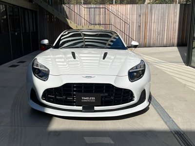 ASTON MARTIN DB12 - 2