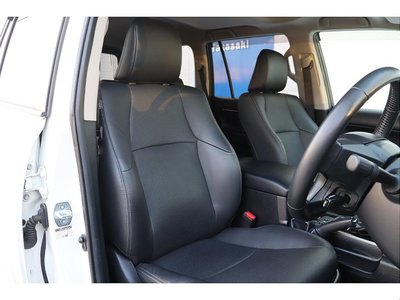 TOYOTA LAND CRUISER PRADO - 4