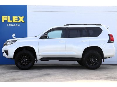 TOYOTA LAND CRUISER PRADO - 9