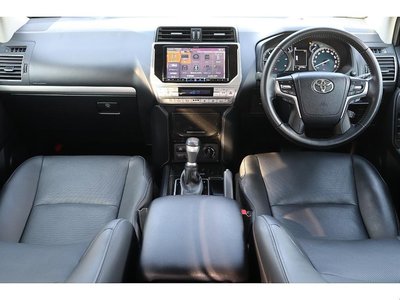 TOYOTA LAND CRUISER PRADO - 3