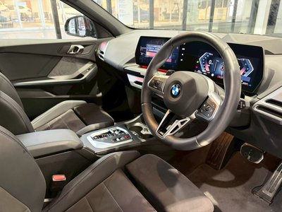 صورة مصغرة 33 لـ 2026 BMW 1 SERIES
