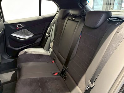 صورة مصغرة 31 لـ 2026 BMW 1 SERIES