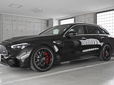 MERCEDES-BENZ C-CLASS AMG - 9