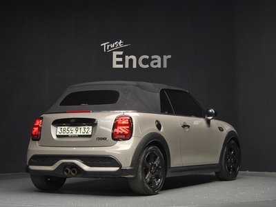 MINI CONVERTIBLE - 4