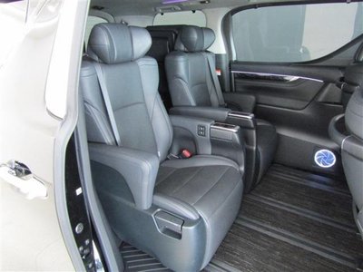 صورة 8 لـ 2023 Toyota ALPHARD