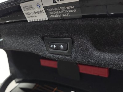 2024 BMW 5 SERIES 缩略图 30