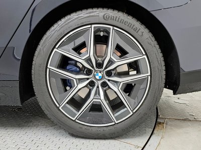 BMW 5 SERIES - 8