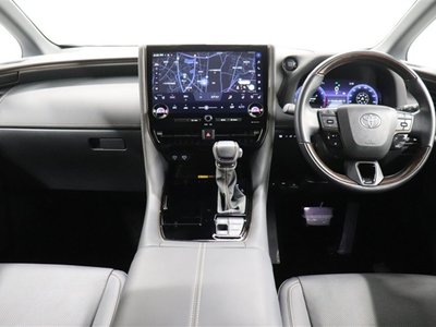TOYOTA ALPHARD - 4