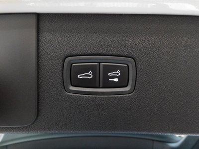 2020 Porsche CAYENNE thumbnail 19