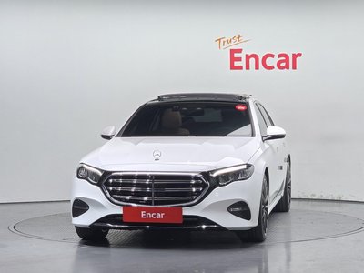 MERCEDES-BENZ E-CLASS - 2