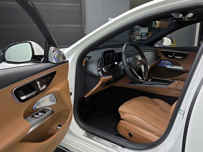 MERCEDES-BENZ E-CLASS - 10