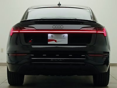 AUDI Q8 SPORTBACK E-TRON - 6