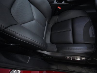 2023 Porsche MACAN thumbnail 31