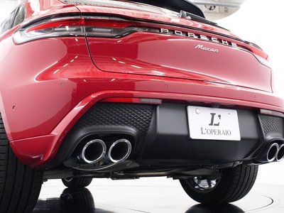 2023 Porsche MACAN thumbnail 11