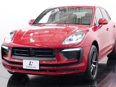 صورة 4 لـ 2023 Porsche MACAN
