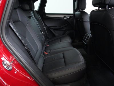 2023 Porsche MACAN thumbnail 28