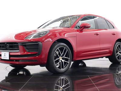 صورة 9 لـ 2023 Porsche MACAN