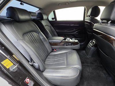 2019 Genesis G90 — миниатюра 19