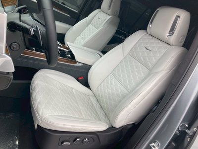 CADILLAC ESCALADE - 4