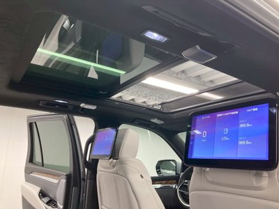 CADILLAC ESCALADE - 3