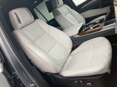 CADILLAC ESCALADE - 5