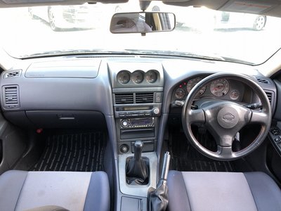 صورة مصغرة 30 لـ 1999 Nissan SKYLINE