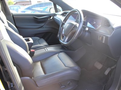 2019 Tesla MODEL X — миниатюра 21