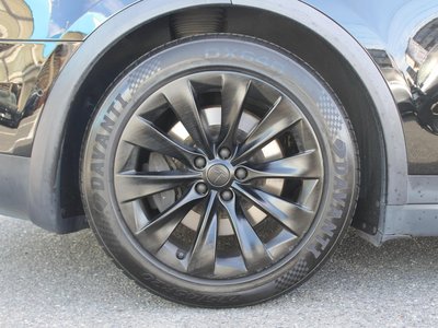 2019 Tesla MODEL X — миниатюра 51