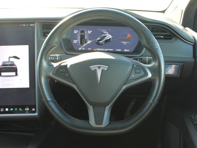 2019 Tesla MODEL X — миниатюра 28