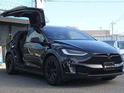 2019 Tesla MODEL X — фото 9
