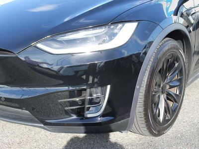 2019 Tesla MODEL X — миниатюра 46